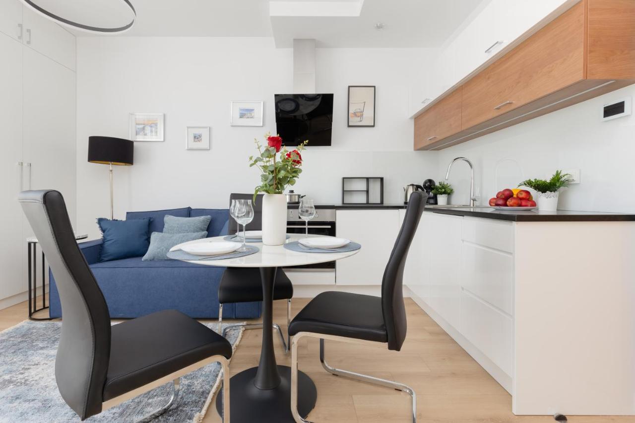 Warszawa Srodmiescie Bonifraterska Apartments By Noclegi Renters Εξωτερικό φωτογραφία